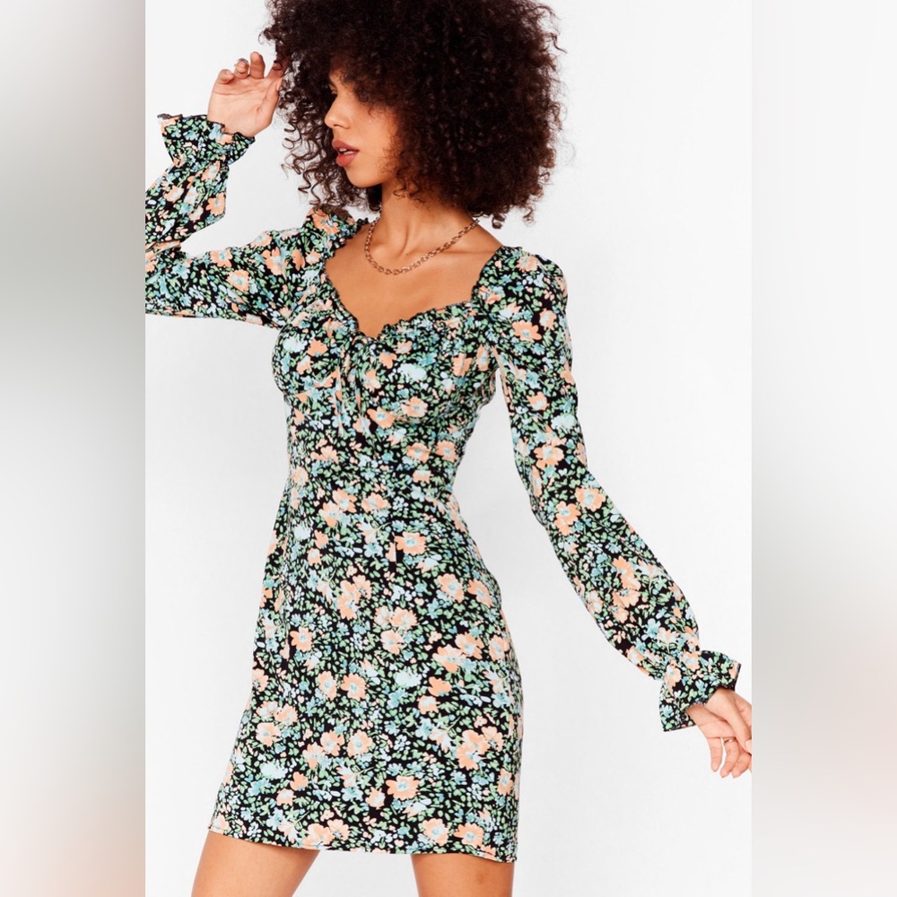 Nasty Gal Apricot Floral Sweetheart Neck Mini Dress